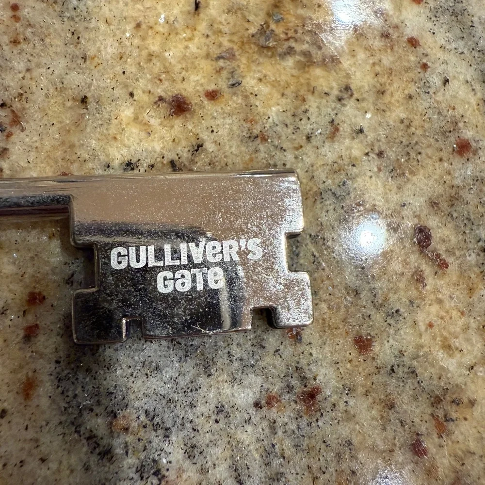 Gulliver’s Gate Key - Picture 5 of 6